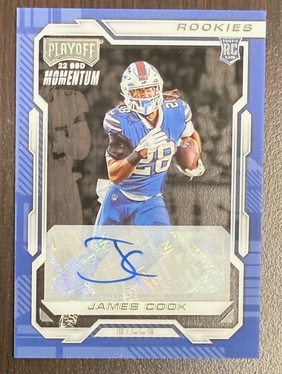 James Cook 2022 Panini Chronicles Playoff Momentum Buffalo Bills Signed Football Rookie Card #PMR-15 Auto