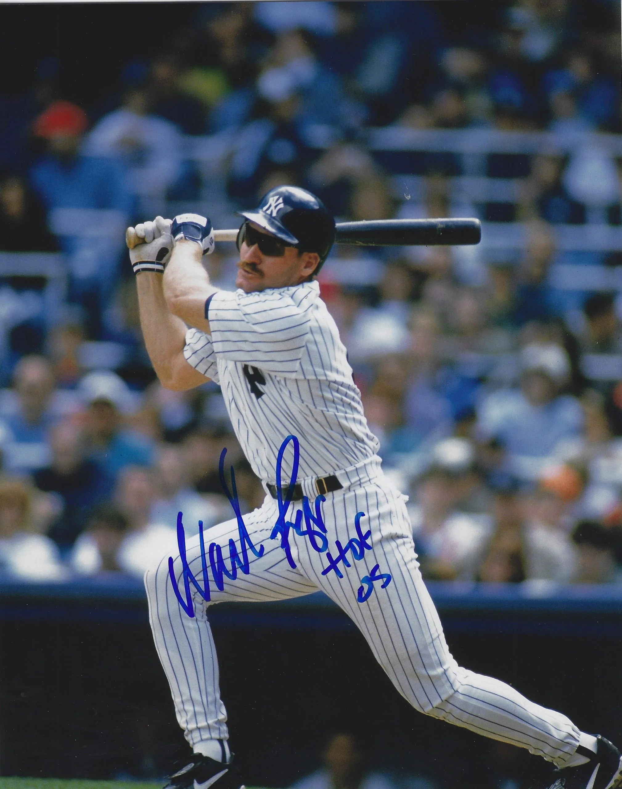 Wade Boggs Autograph Signing